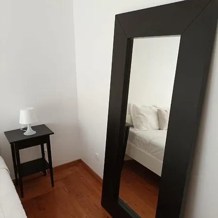 Cost Desterro Apartman *